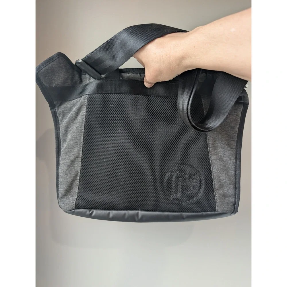 Merrell Messenger Bag Charcoal Grey Crossbody Shoulder Travel Commuter Bag
